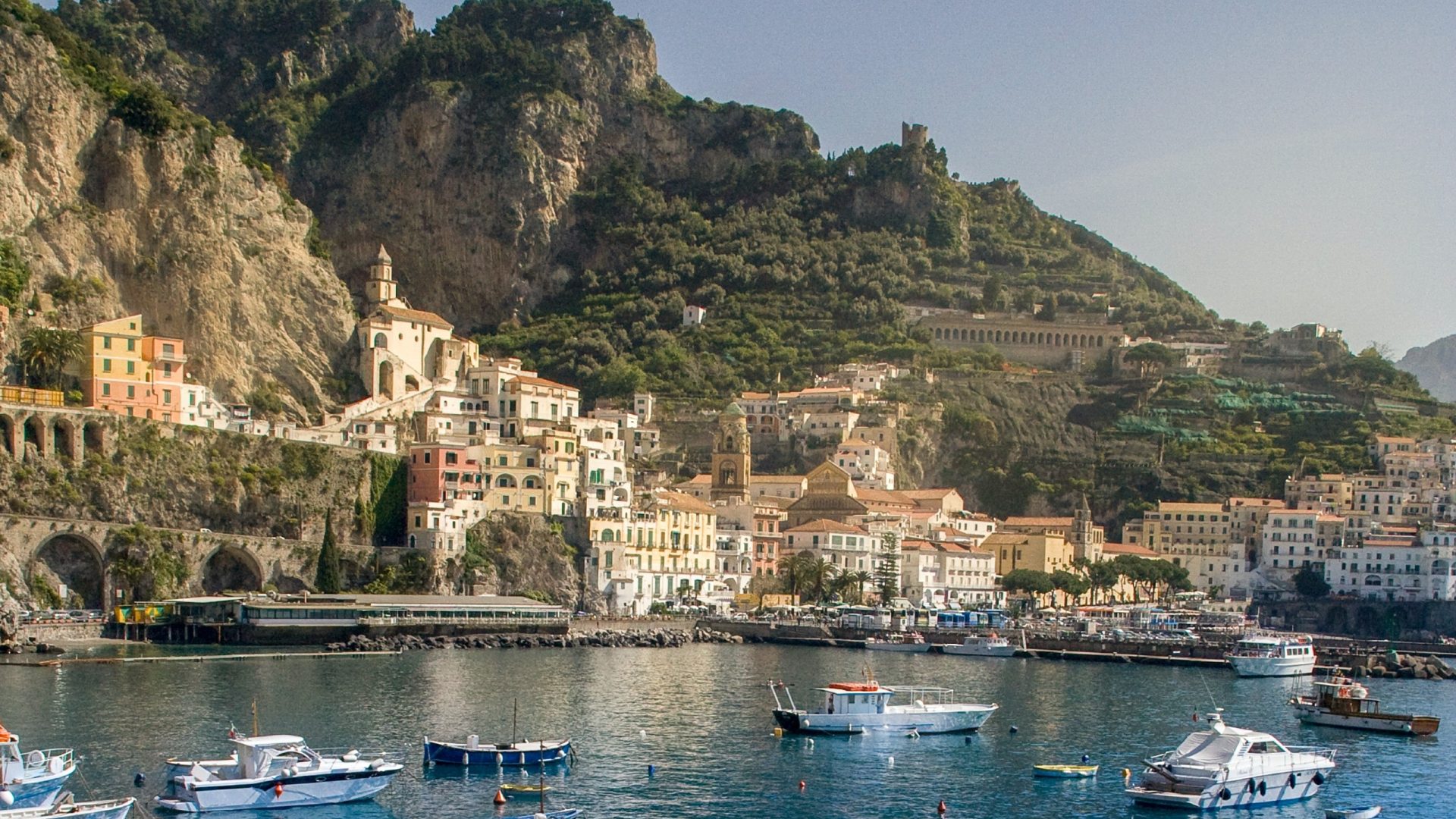 How the travel industry uses your sense of smell to enhance your holiday